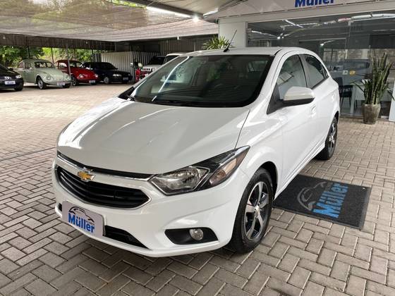 CHEVROLET ONIX 1.4 MPFI LTZ 8V FLEX 4P AUTOMÁTICO CHEVROLET ONIX 1.4 MPFI LTZ 8V FLEX 4P AUTOMÁTICO
